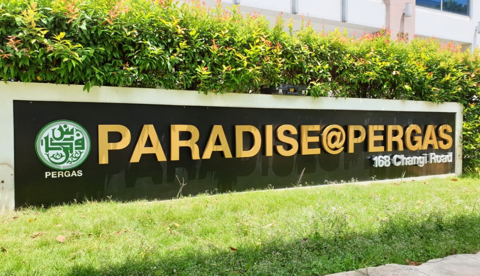 Channel Letters (Non-lighted)